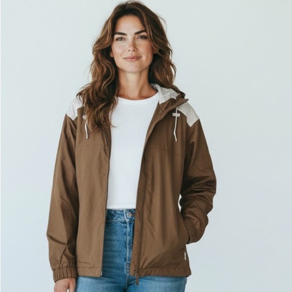 NWT Port Authority Brown and Cream Windbreaker Rain Jacket Winter Women’s Large - Picture 1 of 10